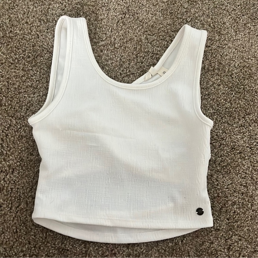 Roxy tank top with cross over and cut out back